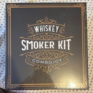Whiskey Smoker Kit by Combojoy new in box